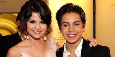 'Wizards of Waverly Place' Actor Jake T. Austin Confirms He's Back for Reboot - www.justjared.com