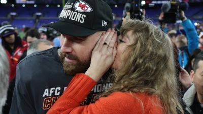Taylor Swift Whispered ‘I Love You’ to Travis Kelce After His Championship Win - www.glamour.com - San Francisco - Kansas City - city Baltimore