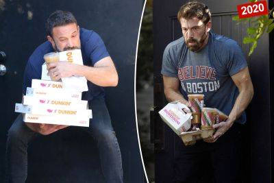 Dunkin’ lover Ben Affleck still can’t juggle his coffee and donuts as he recreates 2020 viral blunder - nypost.com - Las Vegas - Boston