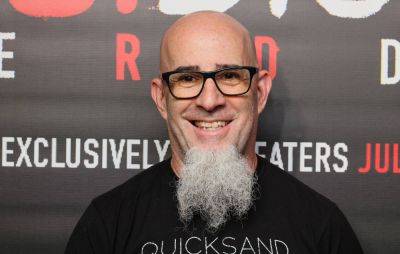 Watch Anthrax’s Scott Ian celebrate 60th birthday with “epic” party jam with famous friends from Metallica, Machine Head and more - www.nme.com - California
