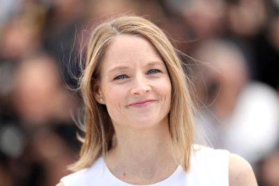Jodie Foster: Gen Z Can Be “Really Annoying To Work With” - deadline.com