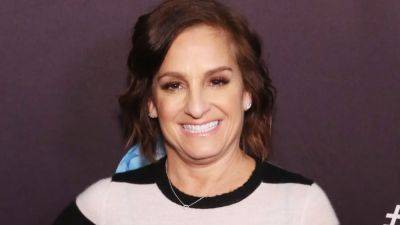 Mary Lou Retton Says She Almost Died From Pneumonia, Teaser Promotes Full Interview Coming - deadline.com - Los Angeles