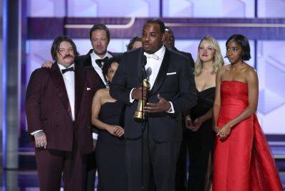 ‘The Bear’ Cast Thanks Restaurant Community Following Golden Globes Win For Best Comedy Series - deadline.com - Chicago