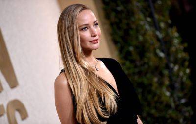 Jennifer Lawrence threatens to walk out if she doesn’t win Golden Globe - www.nme.com - USA