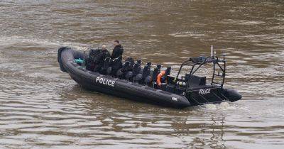 Abdul Ezedi search: Police trawl Thames for alkali attack suspect - www.manchestereveningnews.co.uk - Scotland - London