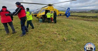 Walker airlifted to hospital after fall near Cheshire beauty spot - www.manchestereveningnews.co.uk