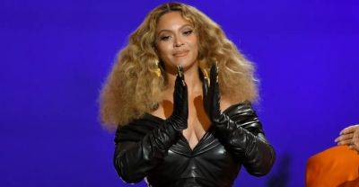 Beyoncé announces new album, shares two country songs - www.thefader.com - Texas - Sweden - Nashville