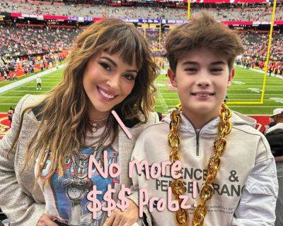 Alyssa Milano Dragged For Attending WILDLY Expensive Super Bowl After Taking Fan Donations For Son's Baseball Team! - perezhilton.com