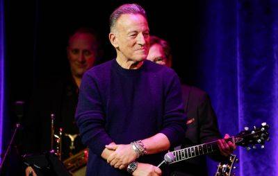 Watch Bruce Springsteen’s cameo on ‘Curb Your Enthusiasm’ - www.nme.com - USA