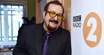 Steve Wright's heartbreaking final words on Radio 2 resurface after his shock death at 69 - www.ok.co.uk