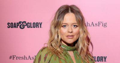 Pregnant Emily Atack reveals two health issues she's battling as she prepares to give birth - www.ok.co.uk