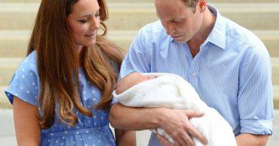 Strict royal rule meant Kate couldn't tell her own mum she'd given birth to Prince George - www.ok.co.uk