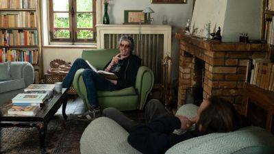 ‘Hors du Temps’ Review: Olivier Assayas Takes A Personal Look Back At Life Under Covid Lockdown – Berlin Film Festival - deadline.com - Berlin