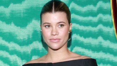 Sofia Richie Grainge Test Drives Her Red Carpet Maternity Style - www.glamour.com - Britain