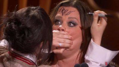 Billie Eilish Superfan Melissa McCarthy Gets Singer To Autograph Her Face At The SAG Awards - deadline.com