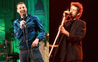 Ricky Wilson says Shane MacGowan once smoked crack from an apple on Kaiser Chiefs’ rider - www.nme.com