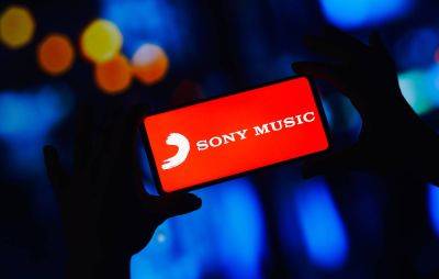 Sony Music Entertainment settles years-long class-action lawsuit with New York Dolls’ David Johansen and more - www.nme.com - New York - New York