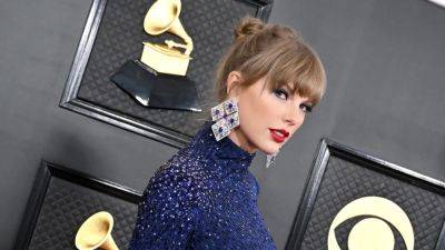 What to Watch the Week of February 4: Your Taylor Swift/Billie Eilish/Dua Lipa Grammys Preview, and 'Abbott Elementary's' Big Return - www.glamour.com - Las Vegas