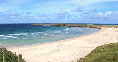 Idyllic Scottish beach named third best in world for 'clear water and perfectly powdery sands' - www.dailyrecord.co.uk - Australia - Scotland - county Yell