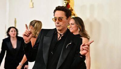 Robert Downey Jr. Thanks “Terrible Childhood And The Academy — In That Order” As He Takes Supporting Actor Oscar For ‘Oppenheimer’ - deadline.com - USA - county Thomas - county Nolan