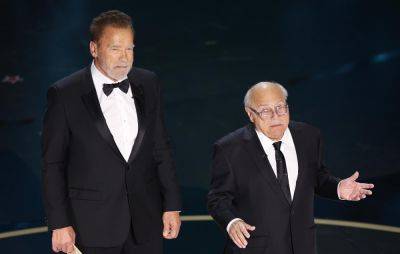 Danny DeVito and Arnold Schwarzenegger berate Michael Keaton about ‘Batman’ during Oscars reunion - www.nme.com - Los Angeles - Hollywood - Japan