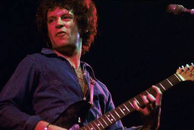 Eric Carmen Dies: Singer Of The Raspberries Hit ‘Go All The Way’ Was 74 - deadline.com - Ohio - county Cleveland - county Love