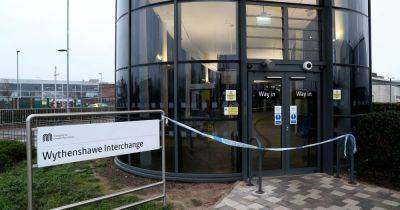 Wythenshawe bus station closed following 'serious' 4am assault - www.manchestereveningnews.co.uk - Manchester