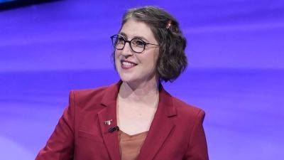 Mayim Bialik Criticizes Oscars Attendees For Lax Support Of Israeli Hostages - deadline.com - USA - Israel