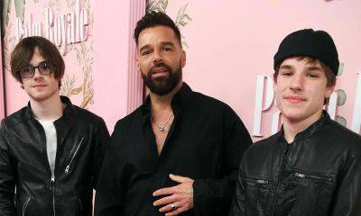Rarely seen, Ricky Martin graces the red carpet alongside his twins Valentino and Matteo - us.hola.com