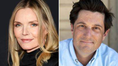 Michelle Pfeiffer, Michael Showalter To Team For Amazon MGM Holiday Comedy ‘Oh. What. Fun’ - deadline.com - France - county Ford - Michigan