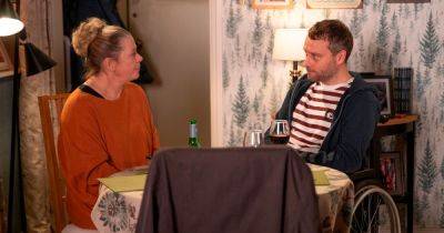 Coronation Street spoilers as Roy's struggles return, Paul's health takes fresh turn and an emotional exit - www.manchestereveningnews.co.uk - Boston