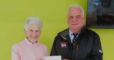 Kirkcudbright lady golfers donate £330 to Kirkcudbright RNLI - www.dailyrecord.co.uk