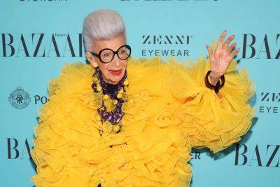 Iris Apfel Dies: Fashion Icon Captured In Documentary Film Was 102 - deadline.com - New York - Florida - county Palm Beach