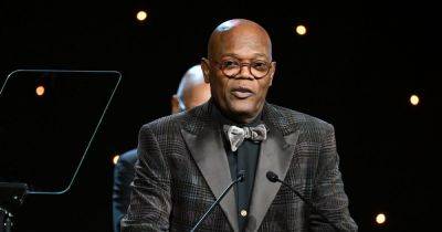 Damaged star Samuel L Jackson tracked down by determined mum while filming in Scotland - www.dailyrecord.co.uk - Scotland - Chicago - city Media