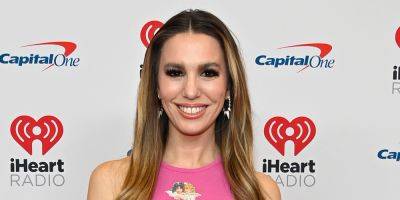 Christy Carlson Romano Explains Why Her Mom Supported Her Breast Implants at 18, If She Regrets Them - www.justjared.com