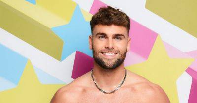 Love Island winner Tom Clare ‘was dating Made In Chelsea star and exchanged messages before entering villa’ - www.ok.co.uk - South Africa - Chelsea