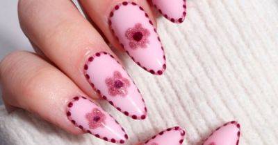Save £90 on 14 Day Mani’s new ‘Mama Bear’ gel nail kit for manicure-loving mums this Mother’s Day - www.ok.co.uk - Poland