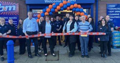 Castle Douglas charity takes centre stage at opening of new B&M store - www.dailyrecord.co.uk - Scotland