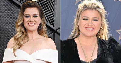 Kelly Clarkson shows off incredible weight loss as she reveals how she 'walked off the pounds' - www.ok.co.uk - New York