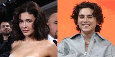 Kylie Jenner Reveals If Her New Look Is Result of Timothee Chalamet Relationship - www.justjared.com - New York