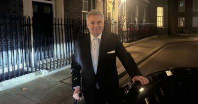 Eamonn Holmes shares painful health update as he's told 'keep going' - www.manchestereveningnews.co.uk