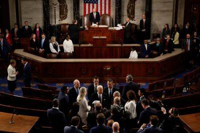 Inside The Chamber During Joe Biden’s SOTU: Hugs, Hecklers And Marjorie Taylor Greene’s Hat - deadline.com