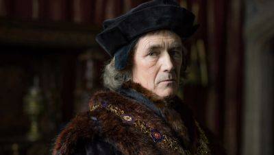 ‘Wolf Hall’ Criticized By Newspaper Columnist For “Absurd” Decision To Cast Egyptian-Born Actor As Her Yorkshire Ancestor - deadline.com - Britain