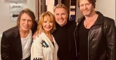 Scots singer Lulu left stunned as Take That join her for surprise performance on retirement tour - www.dailyrecord.co.uk - Scotland - county Hall - city Manchester, county Hall - city Lennoxtown