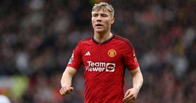 Manchester United star Rasmus Hojlund takes subtle swipe at Liverpool after Atalanta defeat - www.manchestereveningnews.co.uk - Italy - Manchester