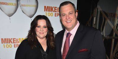 The Richest 'Mike & Molly' Stars, Ranked from Lowest to Highest Net Worth - www.justjared.com