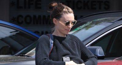 Pregnant Rooney Mara Heads to Morning Ballet Class in L.A. - www.justjared.com - Los Angeles - Berlin