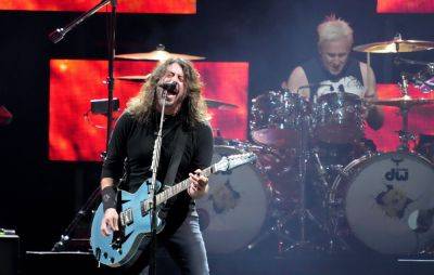 New Foo Fighters drummer Josh Freese on how Dave Grohl asked him to the join band - www.nme.com - London - Colombia