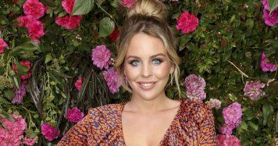TOWIE's Lydia Bright 'flaunted new man' in front of ex James Argent as pair kiss at his gig - www.ok.co.uk