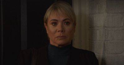 EastEnders viewers 'work out' what Sharon's done with Christmas murder weapon - www.ok.co.uk - Taylor